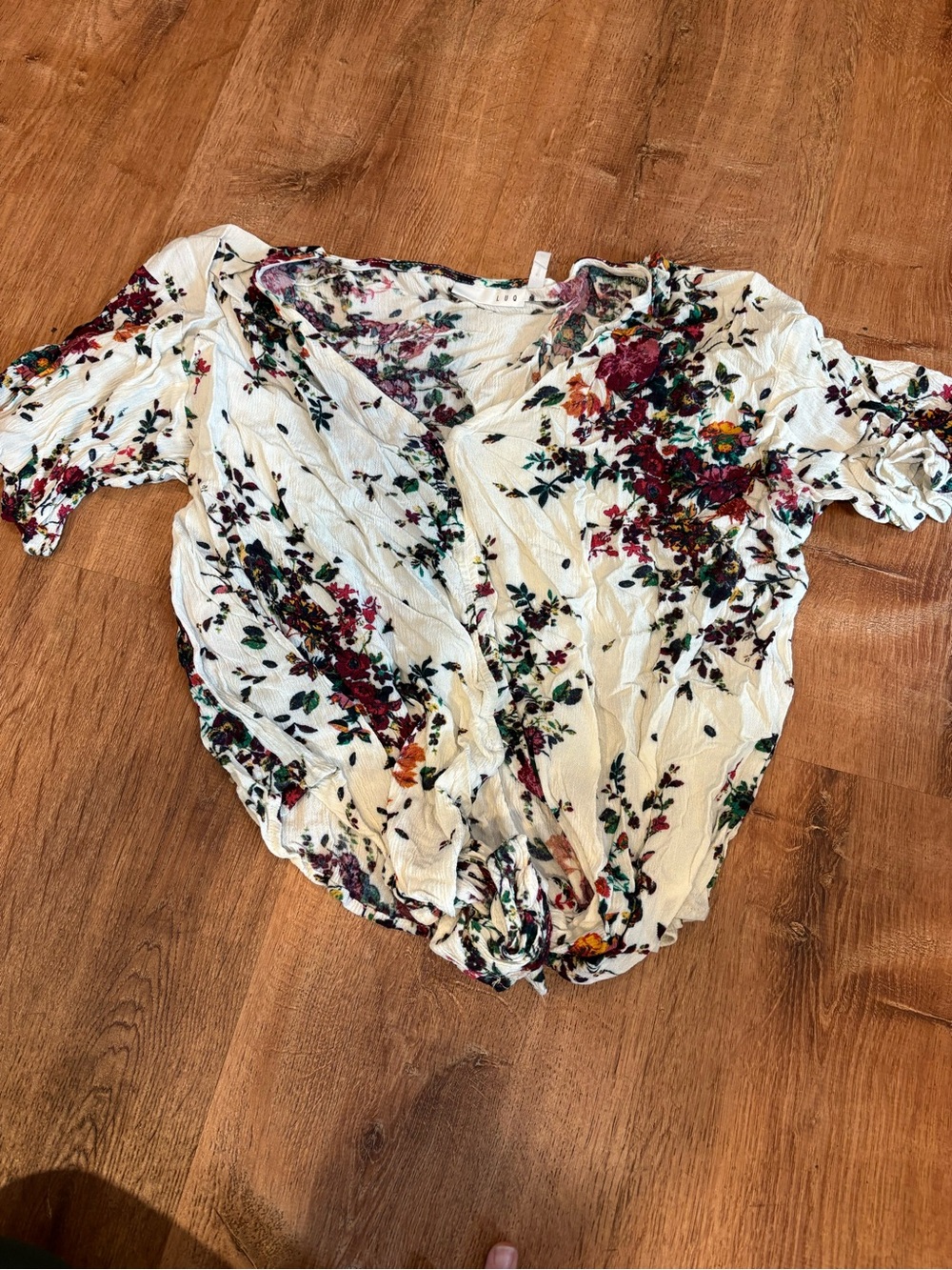 Cream Floral Twist-Front V-Neck Blouse